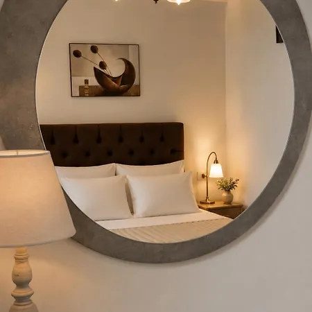 Отель Sofotel - Refined Comfort, Centre 3*