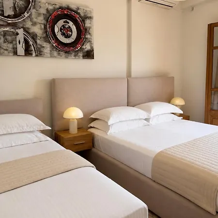 Sofotel - Refined Comfort, Centre Отель Корони